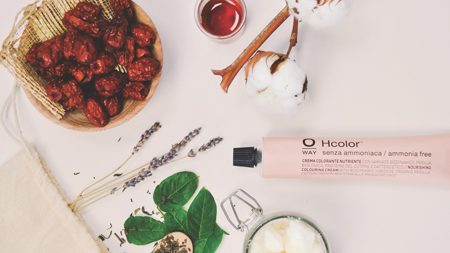 OWAYオーガニック製品を使用した低刺激カラー施術と髪質改善